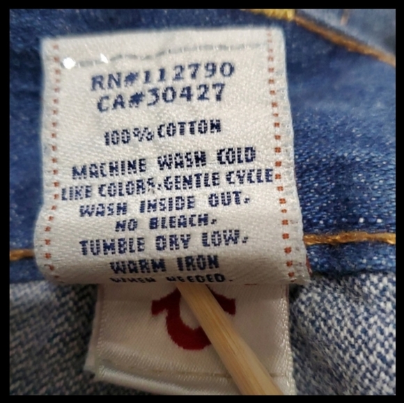 True Religion jeans. Men's Vintage jeans, yellow accent. Size 38 - Picture 10 of 16